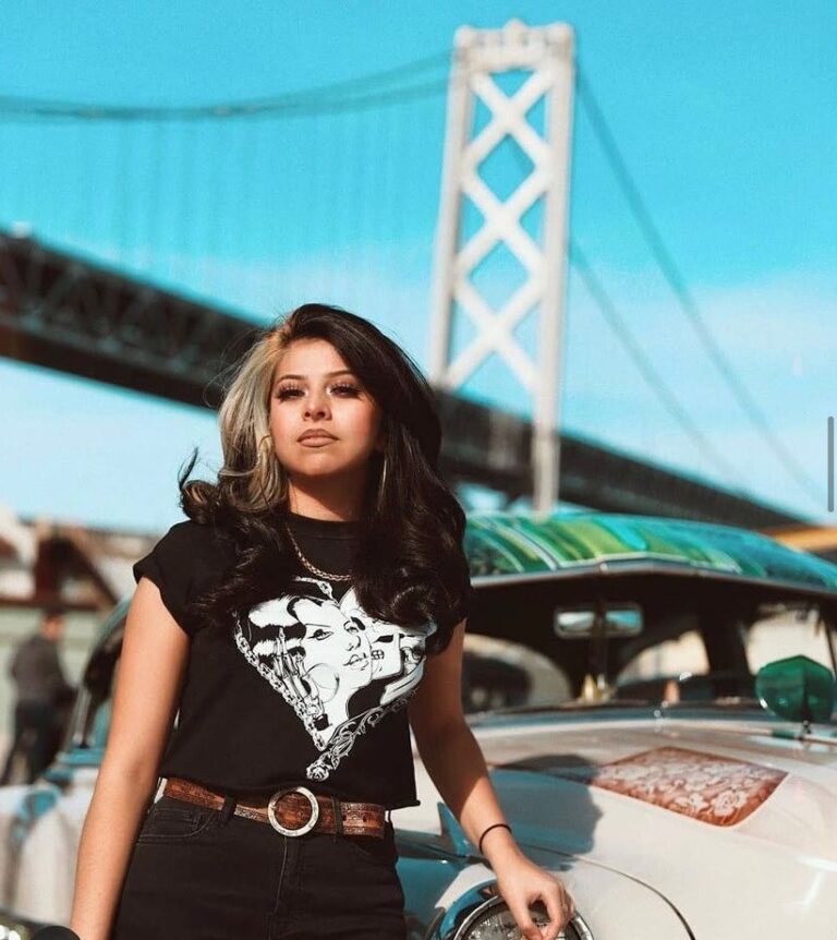 Chicana Artist Cecelia Perez Inspires Mexican-American Community With Exquisite Art