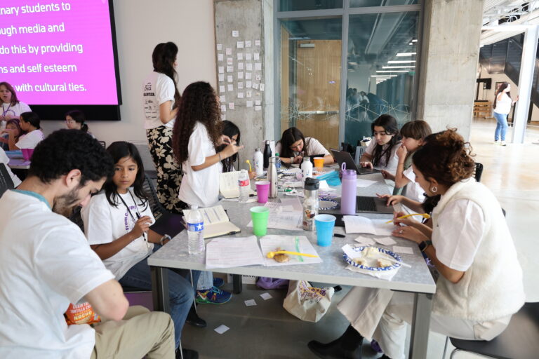Interview with Latinitas Startup Chica Student Mila