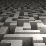 Navegando el laberinto: Desafíos que enfrentan las líderes latinas